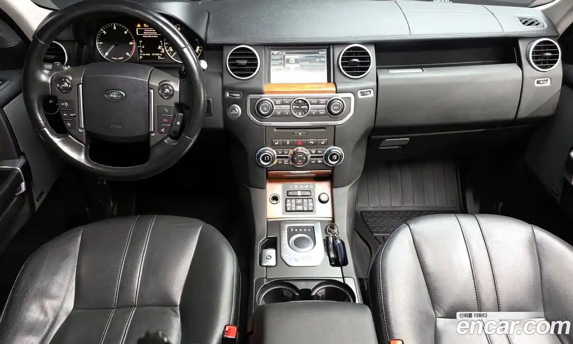Land Rover Discovery 2015 3.0 автомат (гидро), фото 7
