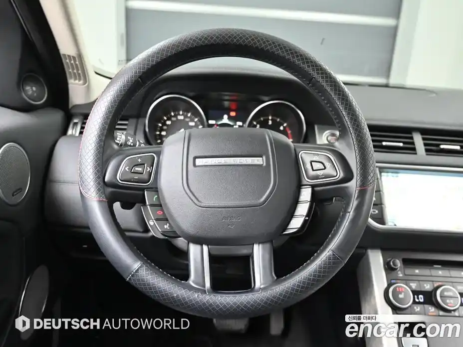 Land Rover Range Rover Evoque 2016 2.0 автомат (гидро), фото 13