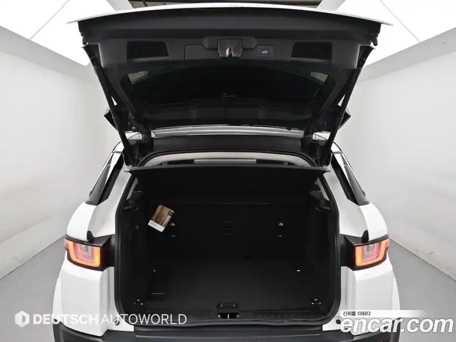 Land Rover Range Rover Evoque 2016 2.0 автомат (гидро), фото 19