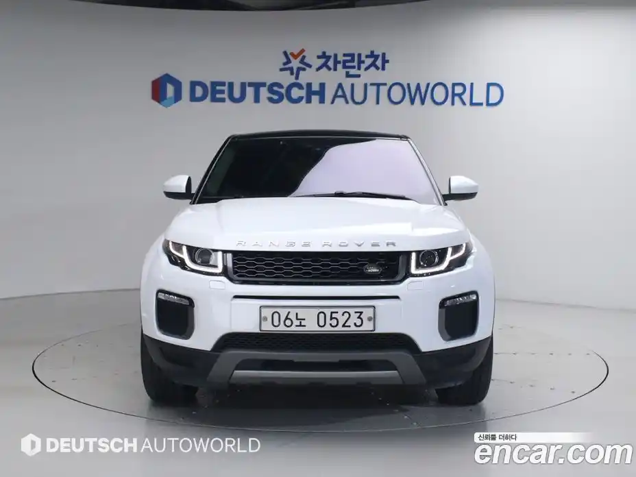 Land Rover Range Rover Evoque 2016 2.0 автомат (гидро), фото 3