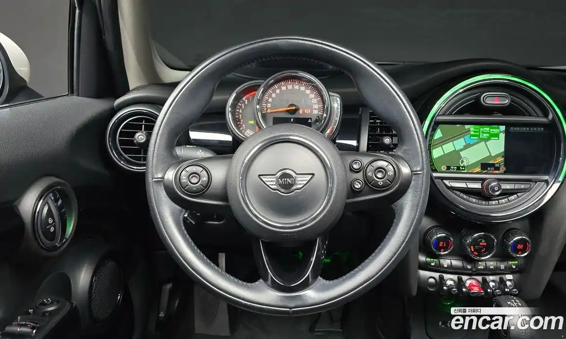 Mini Cooper 2018 1.5 автомат (гидро), фото 18