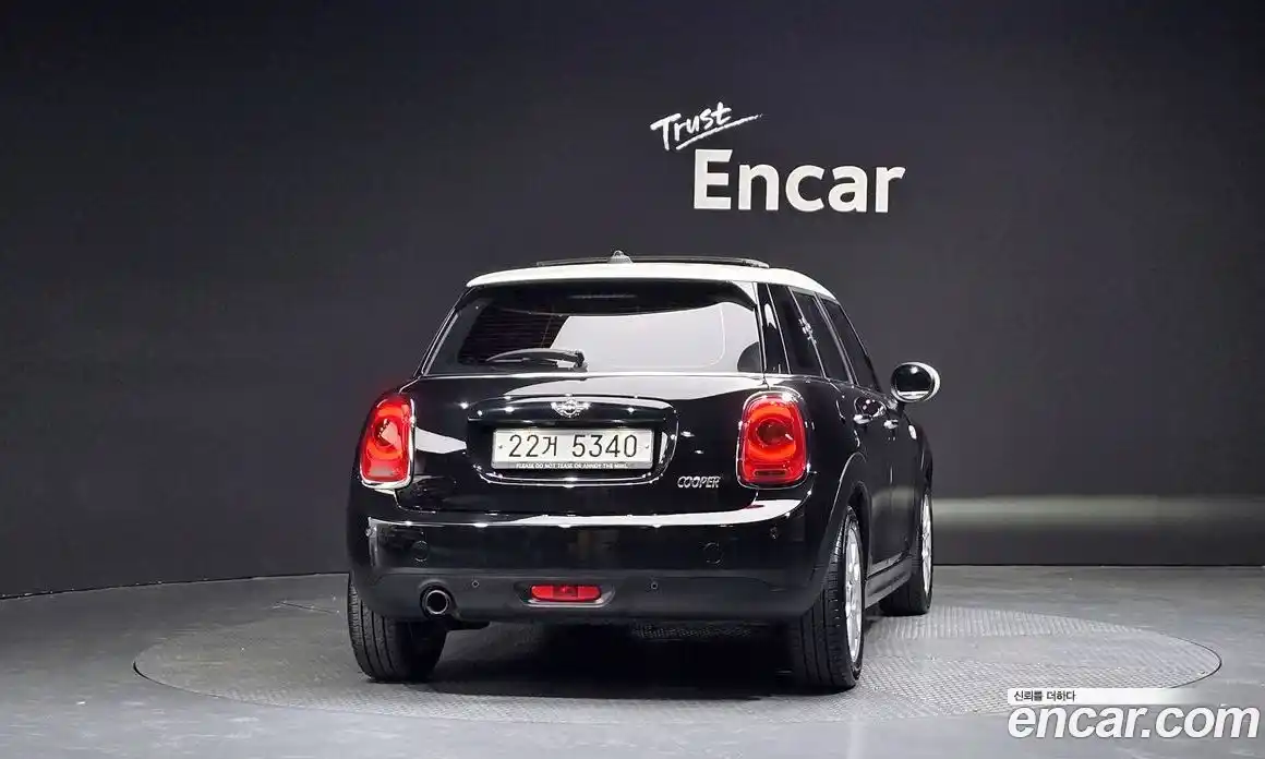 Mini Cooper 2018 1.5 автомат (гидро), фото 3