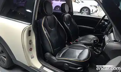 Mini Cooper 2012 2.0 автомат (гидро), миниатюра 11
