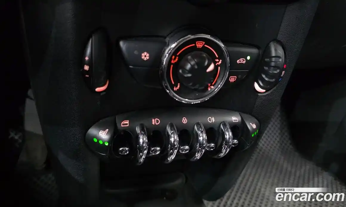 Mini Cooper 2012 2.0 автомат (гидро), фото 16