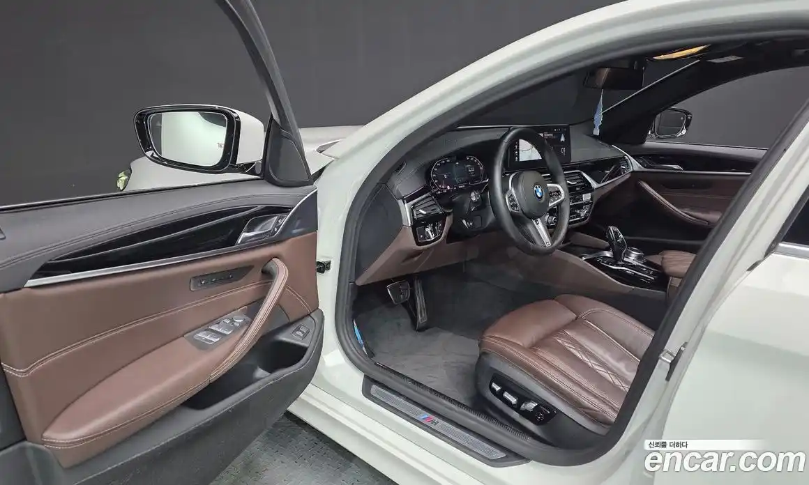 BMW 5 серия 2021 2.0 автомат (гидро), фото 13