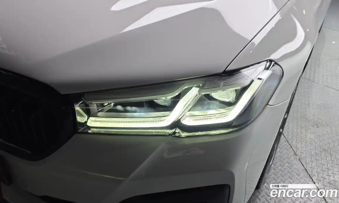 BMW 5 серия 2021 2.0 автомат (гидро), фото 8