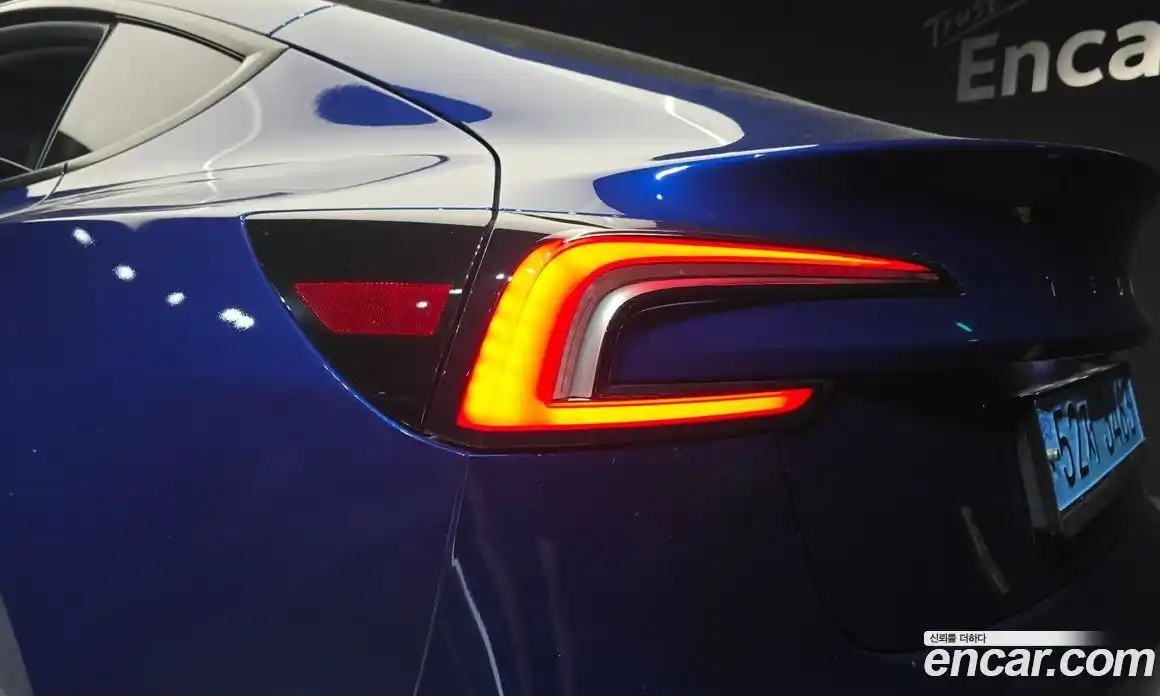 Tesla Model 3 2024 0.2 автомат (гидро), фото 9 Tesla Model 3 2024 0.2 автомат (гидро), фото 9