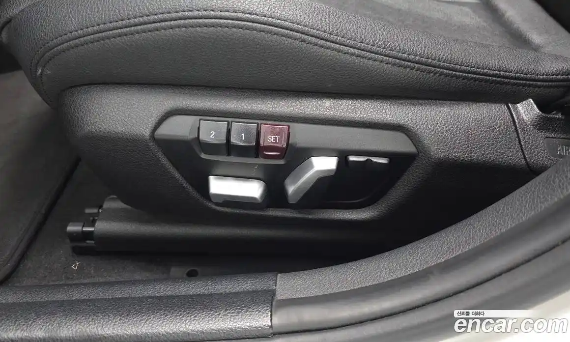 BMW 1 серия 2018 2.0 автомат (гидро), фото 23