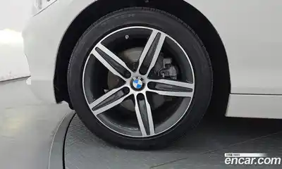 BMW 1 серия 2018 2.0 автомат (гидро), миниатюра 4