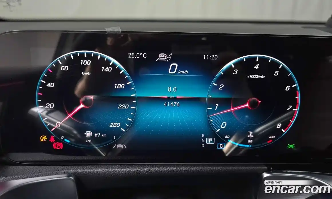 Mercedes-Benz GLB-Class 2021 2.0 гидро, фото 11 Mercedes-Benz GLB-Class 2021 2.0 гидро, фото 11