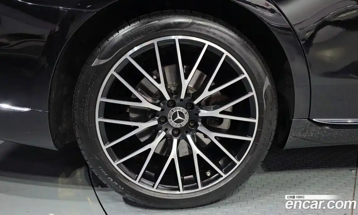 Mercedes-Benz S-Class 2022 4.0 автомат (гидро), фото 19
