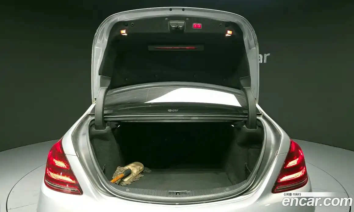 Mercedes-Benz S-Class 2019 3.0 гидро, фото 19 Mercedes-Benz S-Class 2019 3.0 гидро, фото 19