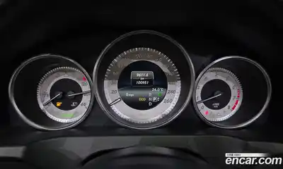 Mercedes-Benz E-Class 2015 2.0 автомат (гидро), миниатюра 8