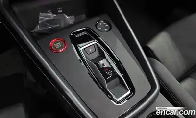 Audi A3 2025 2.0 автомат (гидро), миниатюра 9