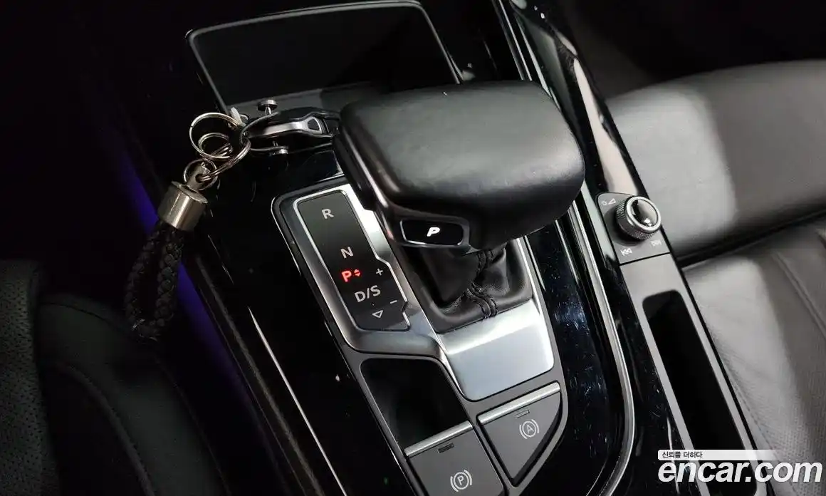 Audi A4 2021 2.0 автомат (гидро), фото 12