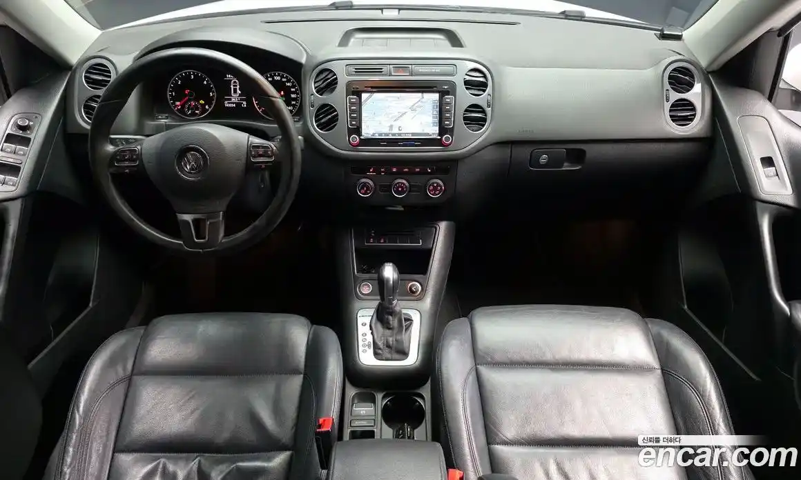Volkswagen Tiguan 2015 2.0 автомат (гидро), фото 7