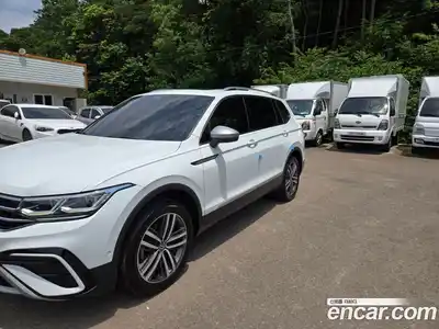 Volkswagen Tiguan, 2023, 49 138 км