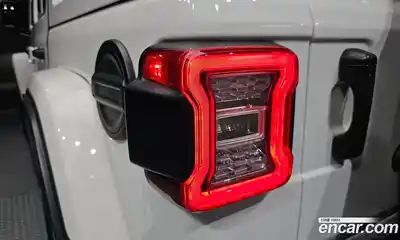 Jeep Wrangler 2020 2.0 автомат (гидро), миниатюра 9