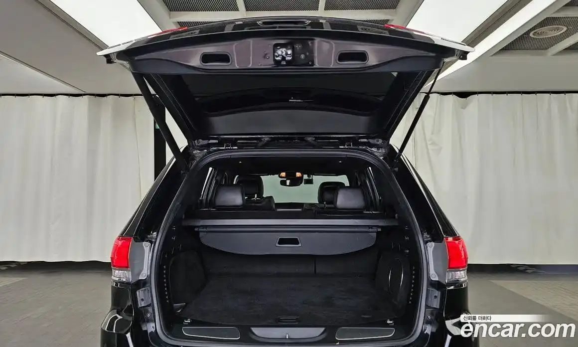Jeep Cherokee 2021 3.6 автомат (гидро), фото 26