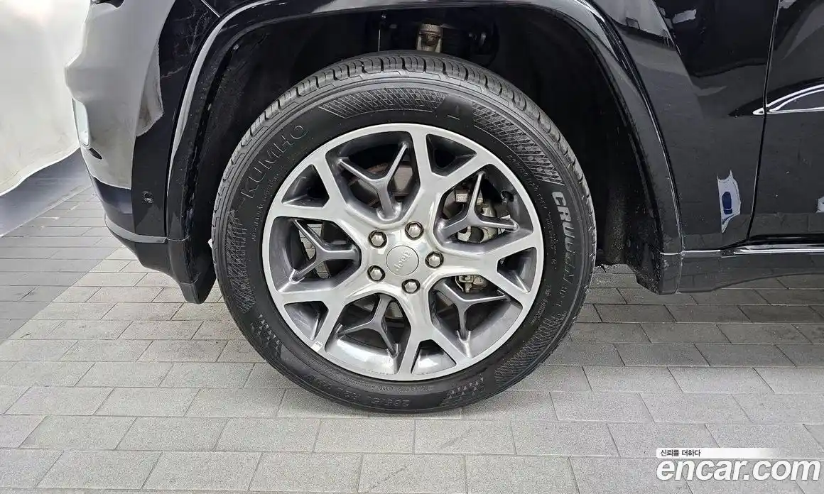 Jeep Cherokee 2021 3.6 автомат (гидро), фото 5