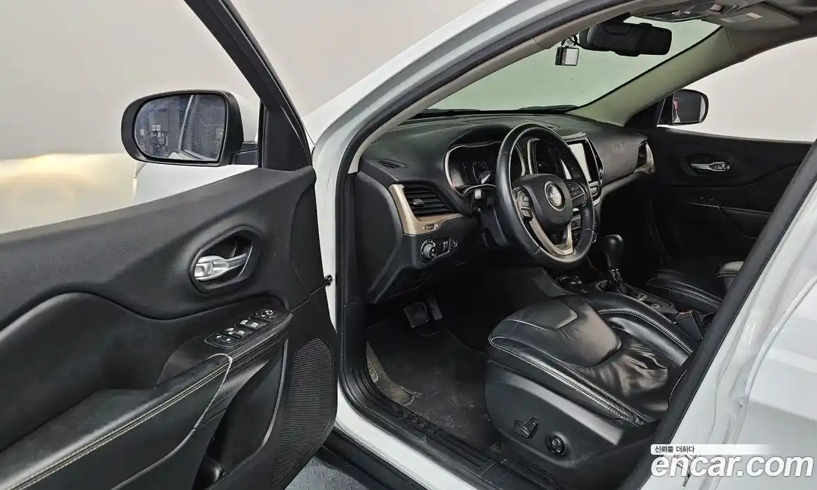 Jeep Cherokee 2014 2.0 автомат (гидро), фото 10