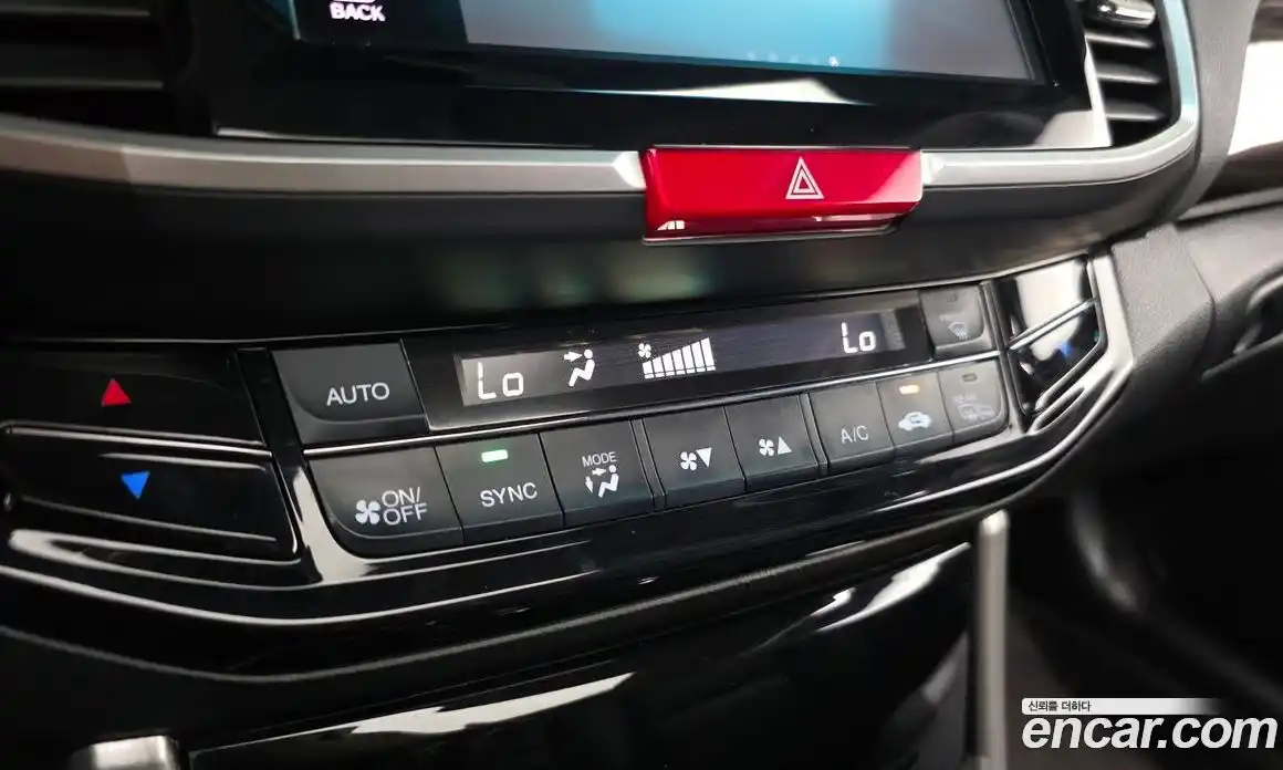 Honda Accord 2017 2.4 автомат (гидро), фото 21