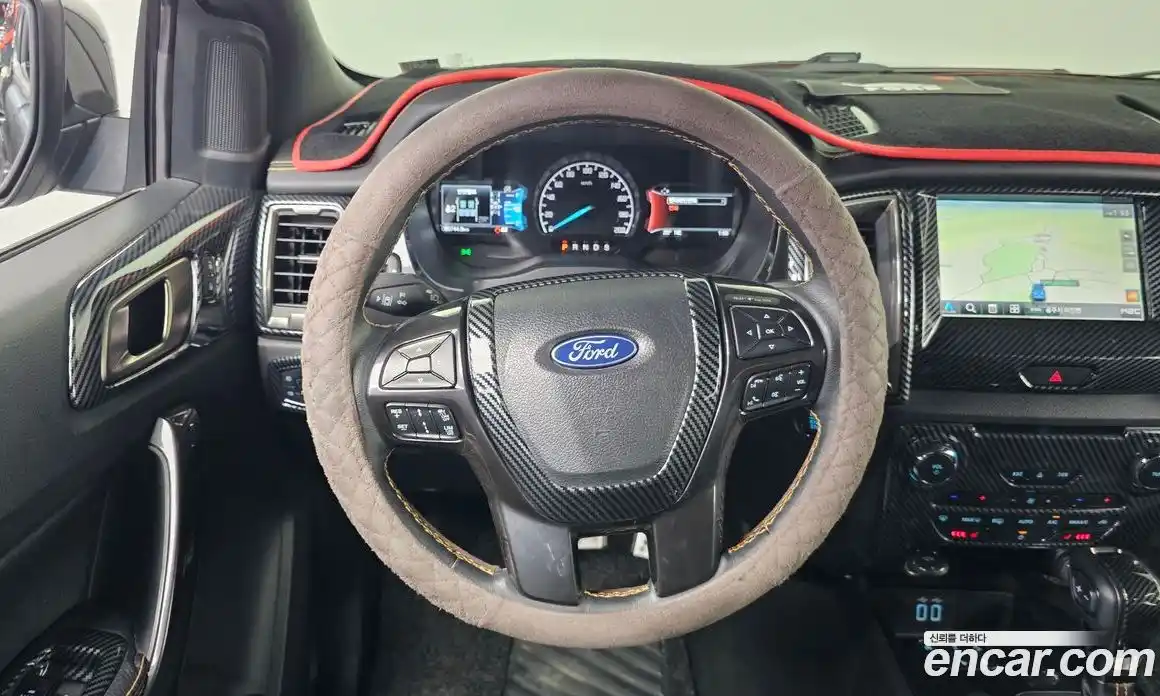 Ford Ranger 2021 2.0 автомат (гидро), фото 12