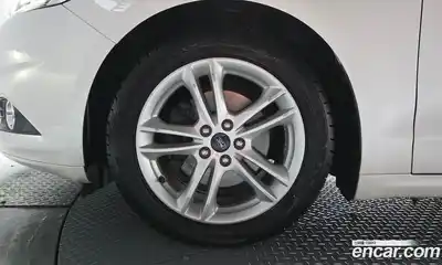 Ford Mondeo 2015 2.0 автомат (гидро), миниатюра 5