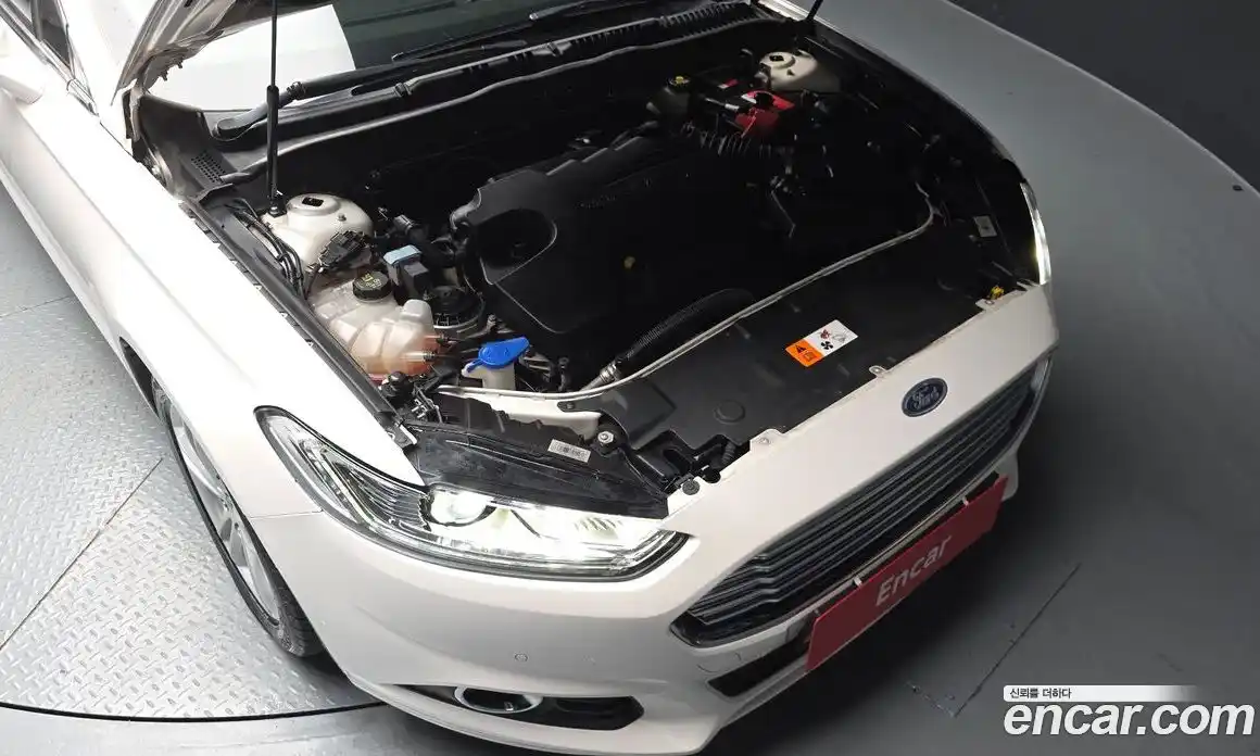 Ford Mondeo 2015 2.0 автомат (гидро), фото 6
