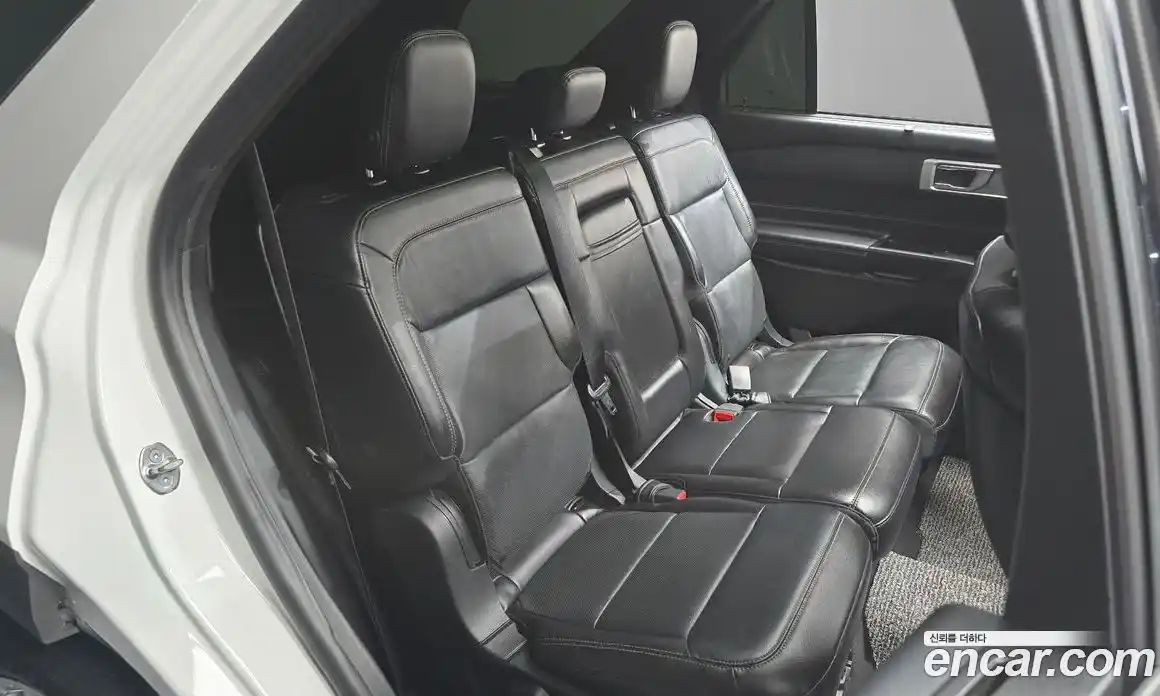 Ford Explorer 2019 2.3 автомат (гидро), фото 18
