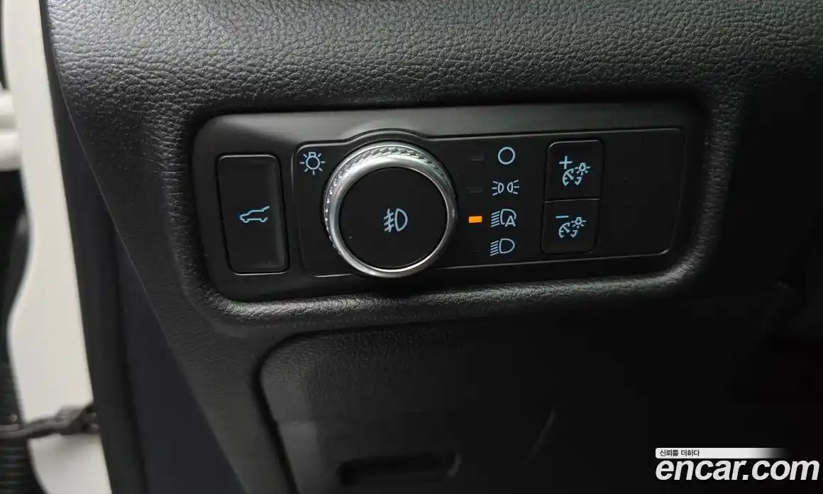 Ford Explorer 2019 2.3 автомат (гидро), фото 23