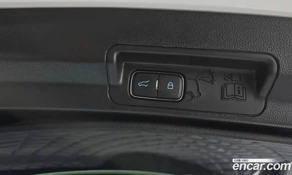 Ford Explorer 2019 2.3 автомат (гидро), фото 26