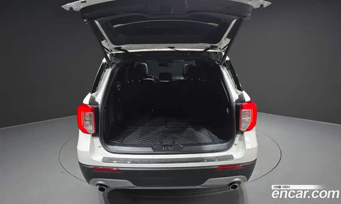 Ford Explorer 2019 2.3 автомат (гидро), фото 32