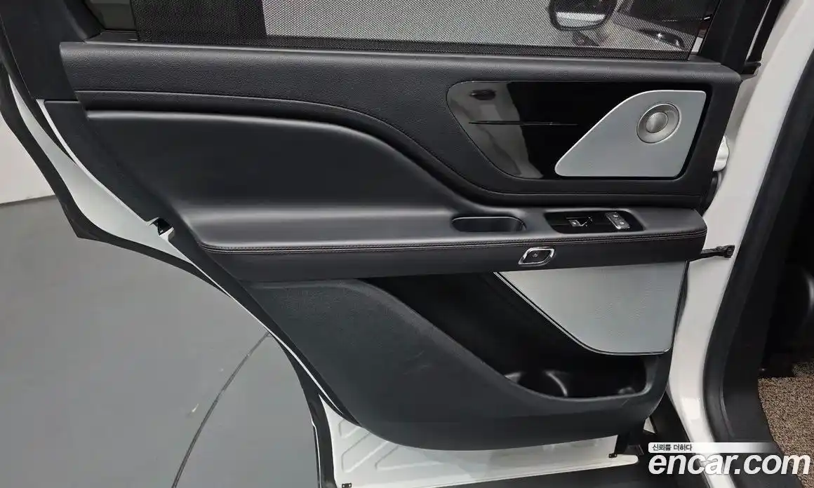 Lincoln Aviator 2022 3.0 автомат (гидро), фото 14 Lincoln Aviator 2022 3.0 автомат (гидро), фото 14
