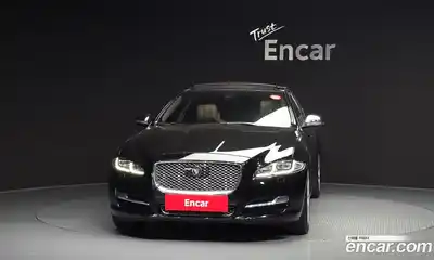 Jaguar XJ 2016 3.0 автомат (гидро), миниатюра 3 Jaguar XJ 2016 3.0 автомат (гидро), миниатюра 3