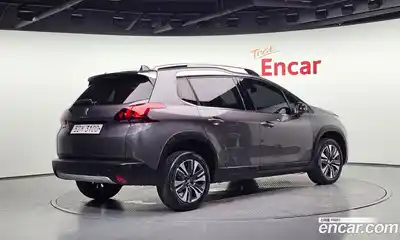 Peugeot 2008 2018 1.6 автомат (гидро), миниатюра 2