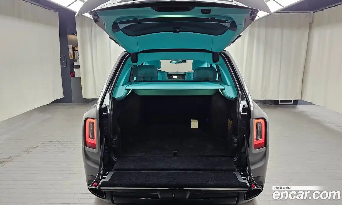 Rolls-Royce Cullinan 2019 6.7 автомат (гидро), фото 20