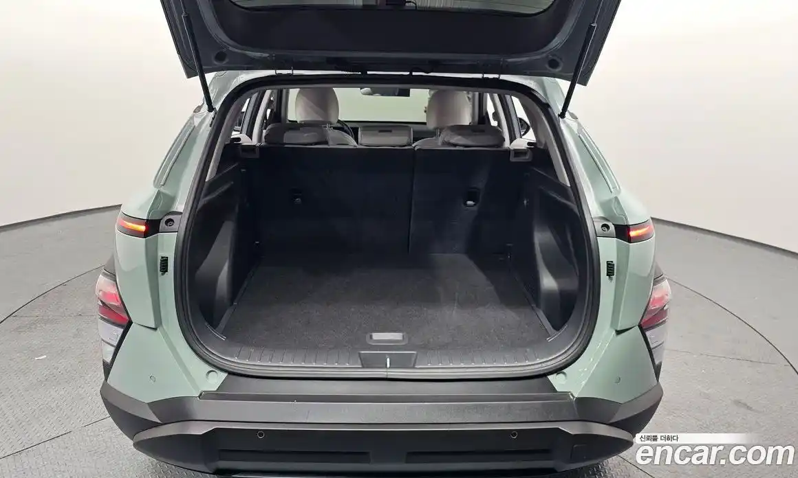 Hyundai Kona 2023 1.6 автомат (гидро), фото 20