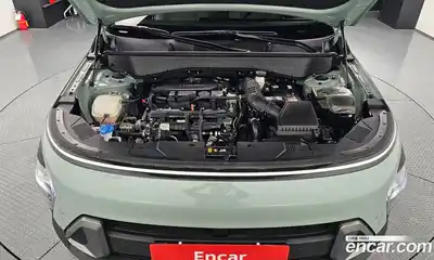 Hyundai Kona 2023 1.6 автомат (гидро), миниатюра 6