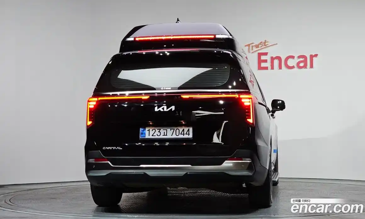 Kia Carnival 2024 3.5 автомат (гидро), фото 4