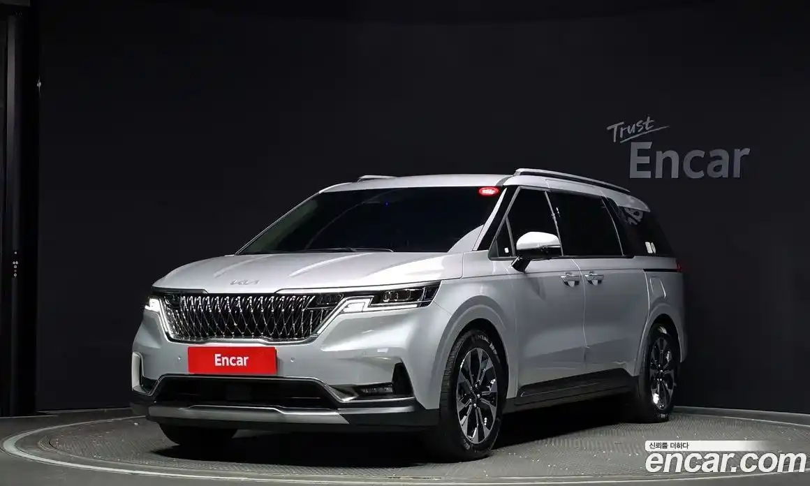 Kia Carnival 2022 3.5 автомат (гидро), фото 1 Kia Carnival 2022 3.5 автомат (гидро), фото 1