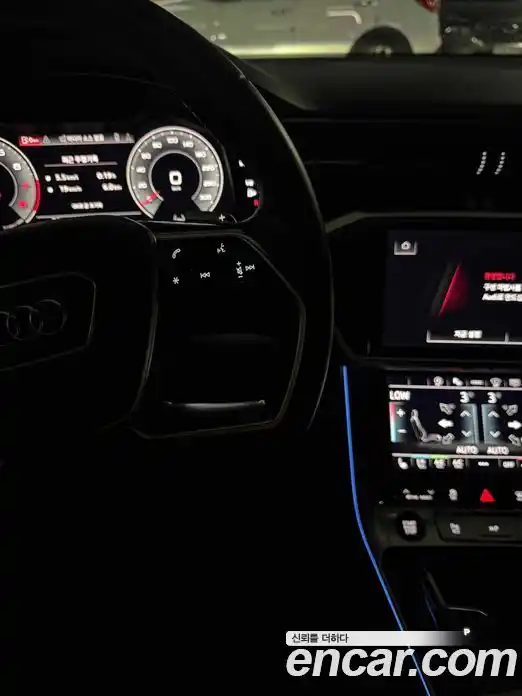 Audi A6 2022 2.0 автомат (гидро), фото 10