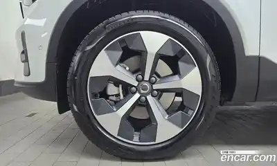 Volvo XC40 2025 2.0 автомат (гидро), миниатюра 5