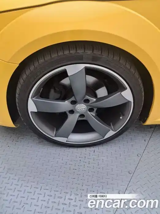 Audi TT 2015 2.0 автомат (гидро), фото 5