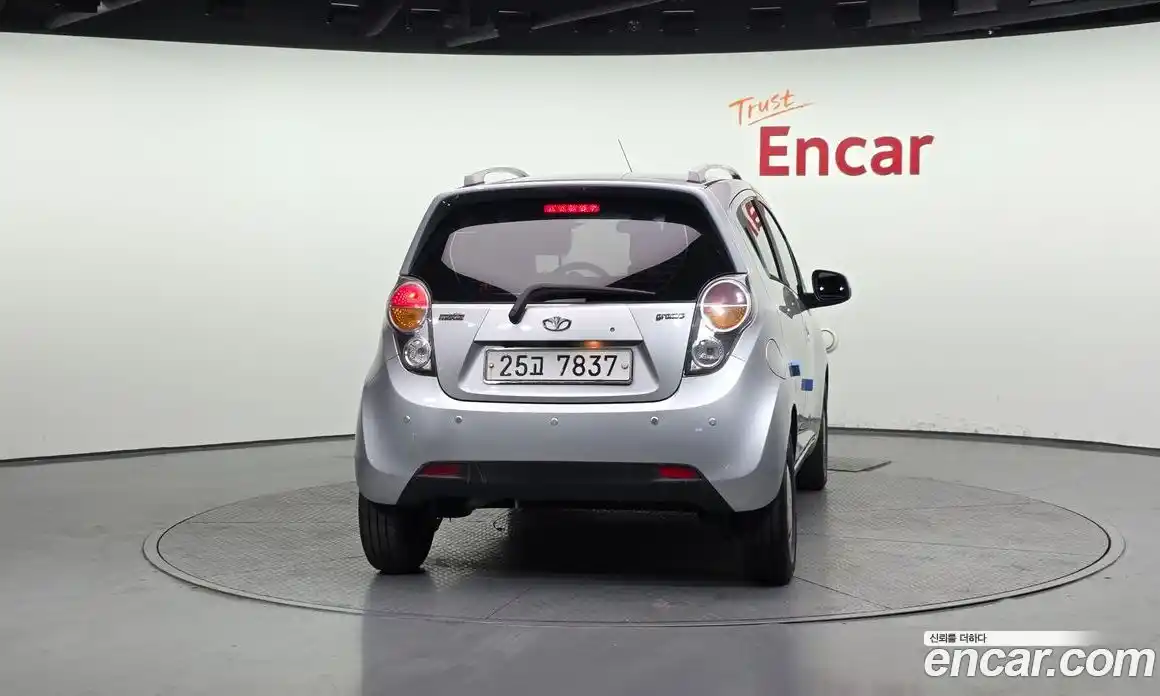 Chevrolet Matiz 2009 1.0 автомат (гидро), фото 4