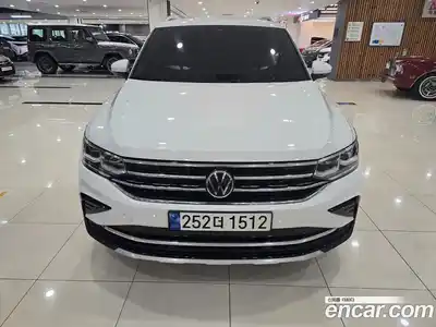 Volkswagen Tiguan, 2022, 63 707 км