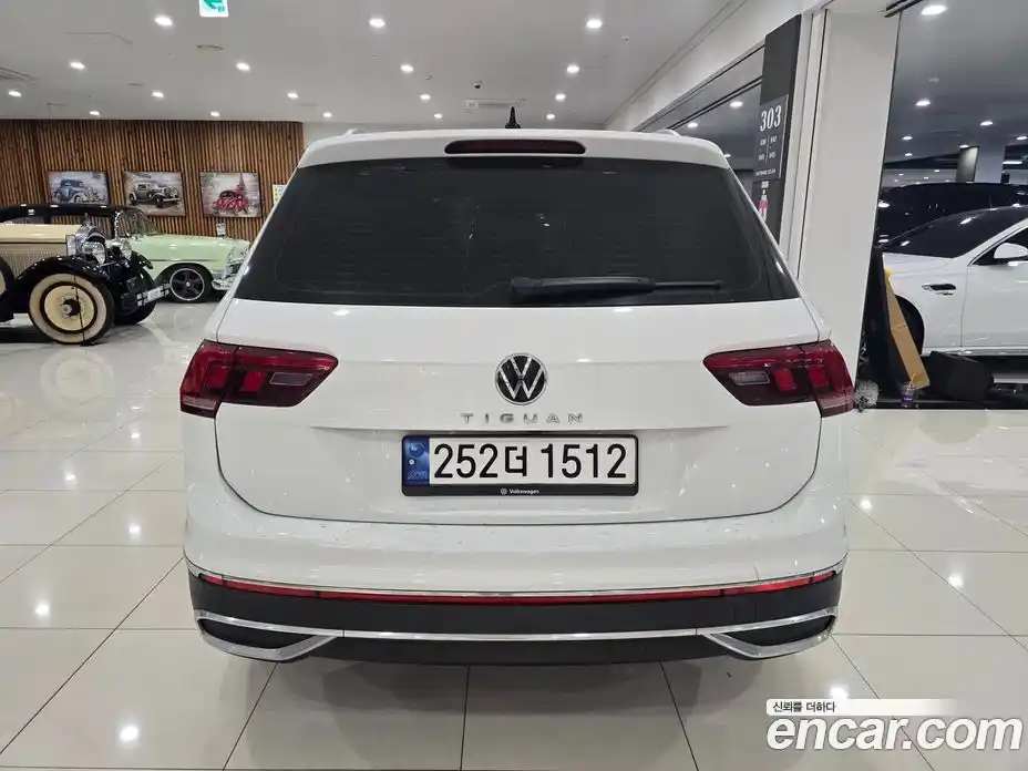 Volkswagen Tiguan 2022 2.0 автомат (гидро), фото 3
