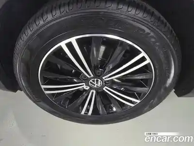 Volkswagen Tiguan 2022 2.0 автомат (гидро), миниатюра 5
