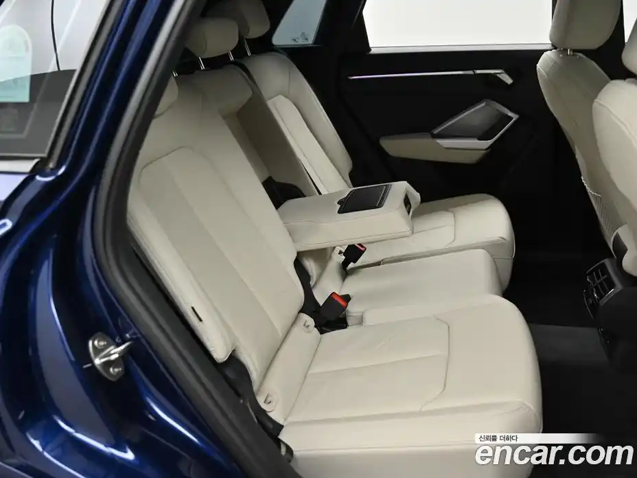Audi Q3 2025 2.0 автомат (гидро), фото 12