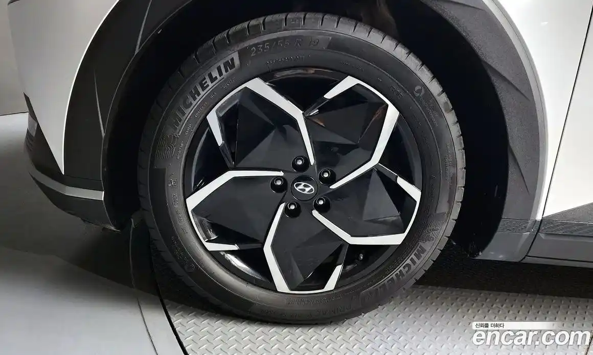 Hyundai Ioniq 5 2023 0.1 автомат (гидро), фото 5
